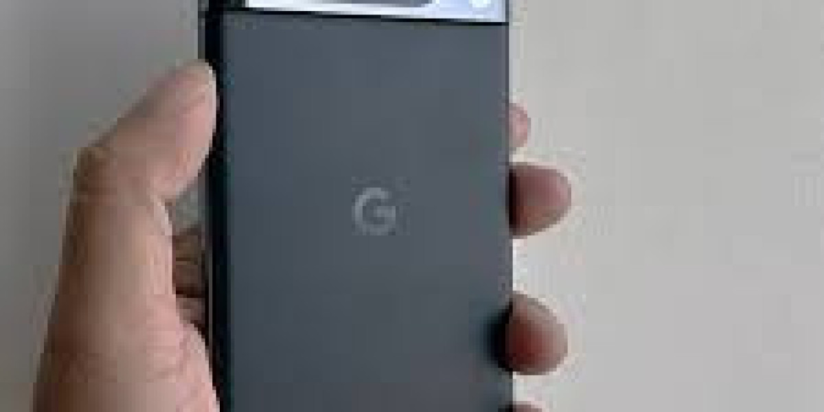 Pixel 8: Redefining the Android Experience with Intelligence and Elegance