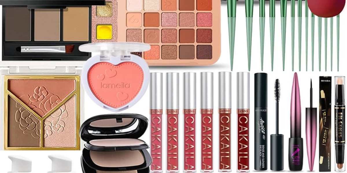 In-Depth Guide to Glitter Eyeshadow: Everything You Need to Know