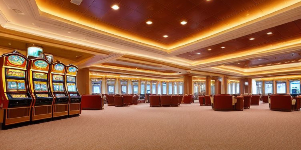 Casinospiele am Tisch bei Platin Casino im Augenmerk