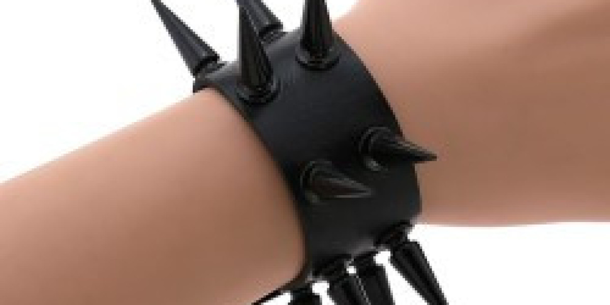 round paddle with skull pk197