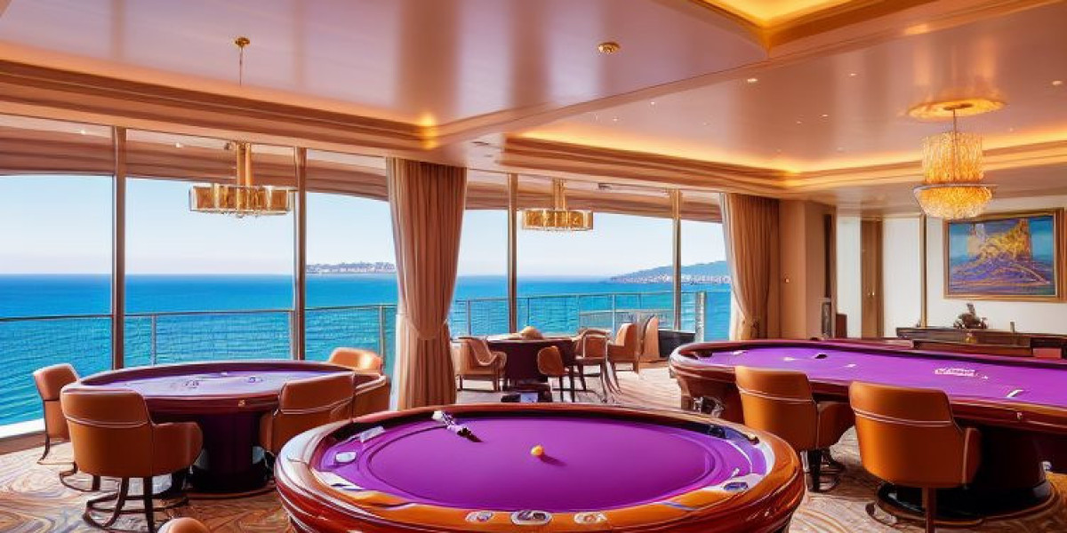 Card game at Royal Reels